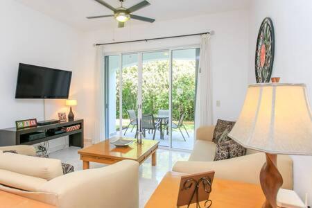 Ideal Family & Friend Trip, Gated Area With Pool Onsite Сasa de vacaciones *