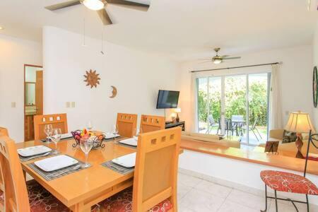 Сasa de vacaciones Ideal Family & Friend Trip, Gated Area With Pool Onsite